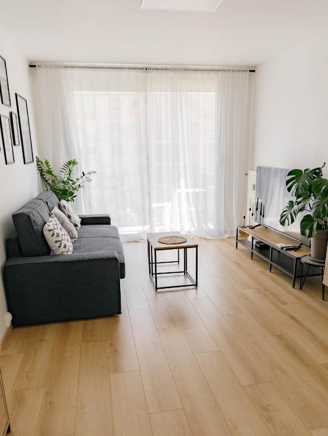 Fougasses Apartment Frejus Bagian luar foto