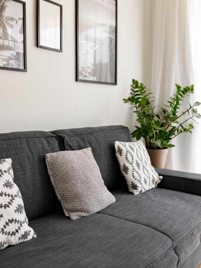 Fougasses Apartment Frejus Bagian luar foto